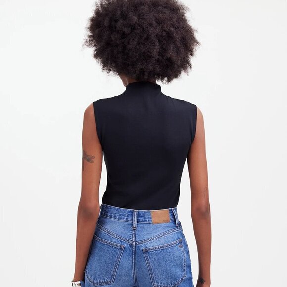 Madewell Funnelneck Cropped Fitted Muscle Tee Black Size S NWT - Picture 2 of 9